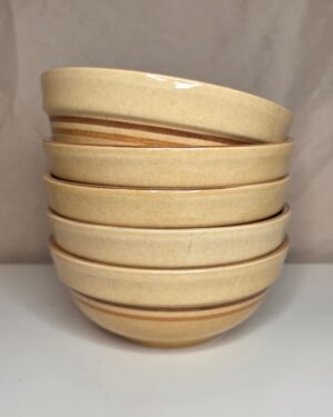 Pfaltzgraff Heritage Mafa Yellowware Soup/Cereal Bowls (5)