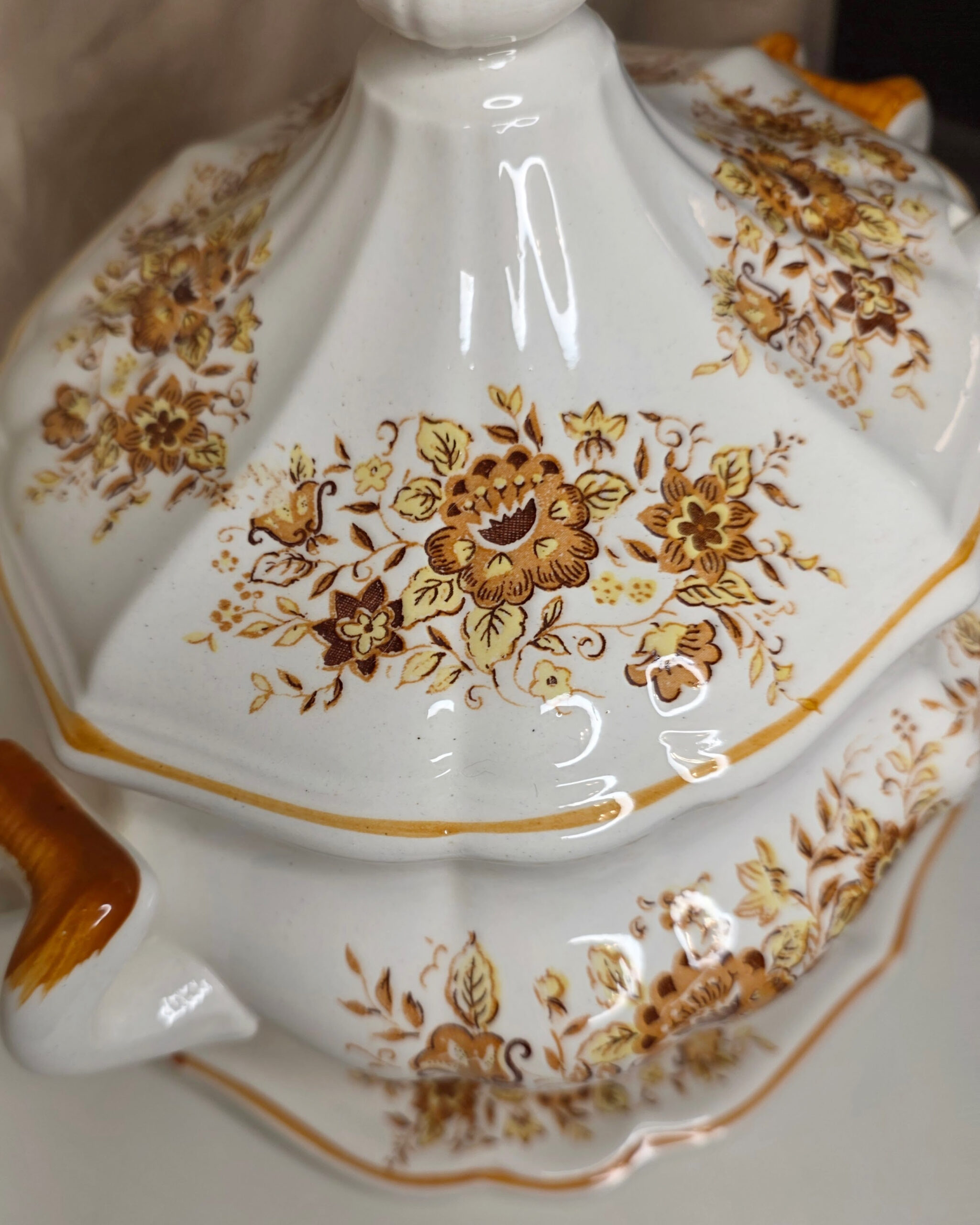 Orange Floral Ceramic Soup Tureen 3-Piece Set - Image 12