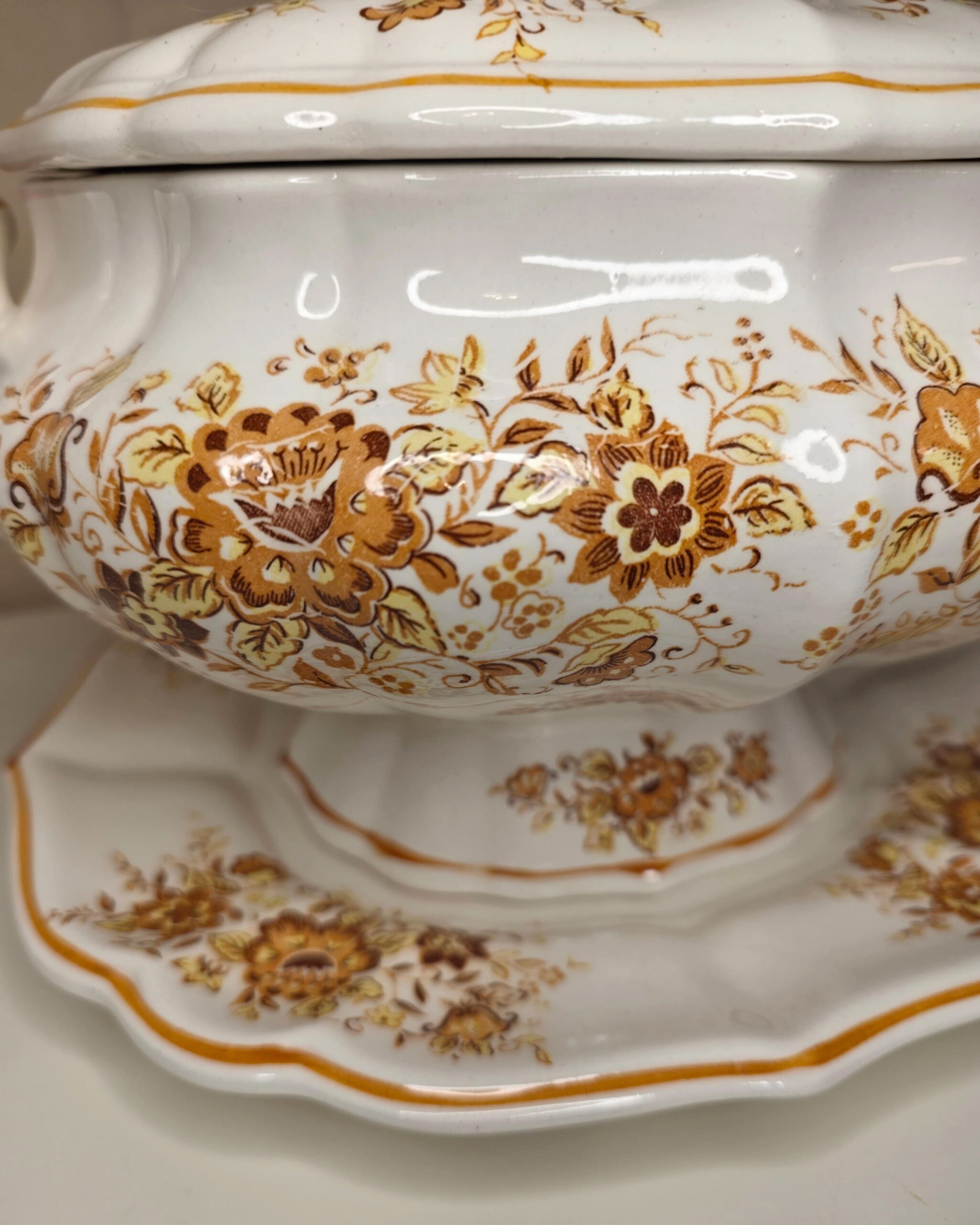 Orange Floral Ceramic Soup Tureen 3-Piece Set - Image 13