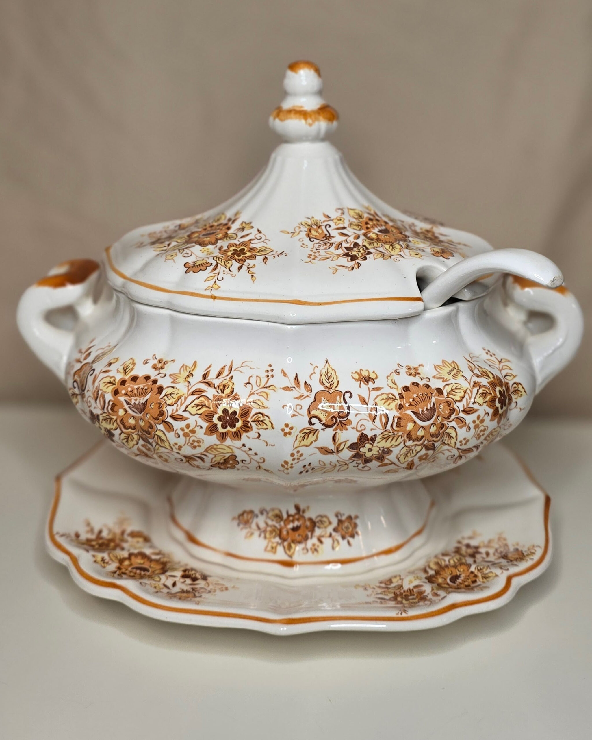Orange Floral Ceramic Soup Tureen 3-Piece Set