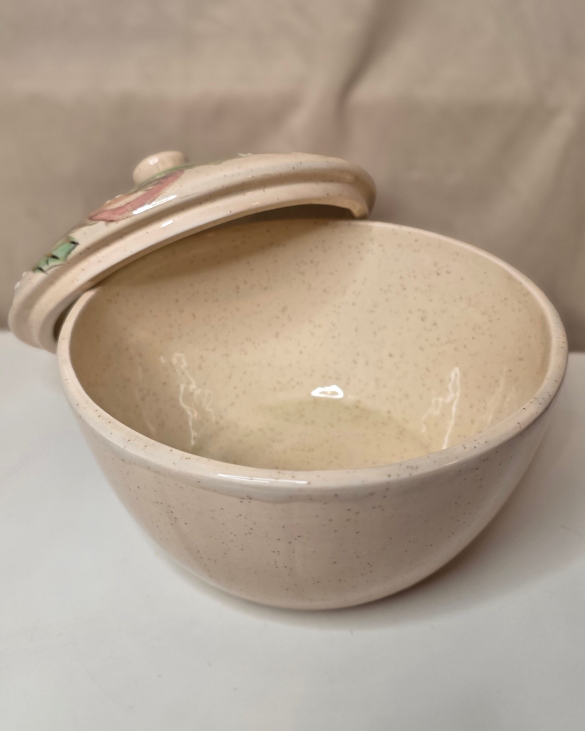 Mayco Pottery Cream Speckled “Nuts & Leaves” Pot - Image 4