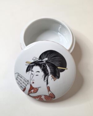 Japanese Ceramic Geisha Red Round Trinket Box