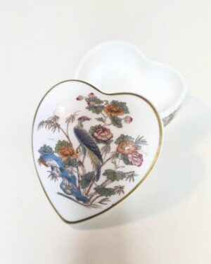 Wedgwood Kutani Crane Mini Heart-Shaped Trinket Box