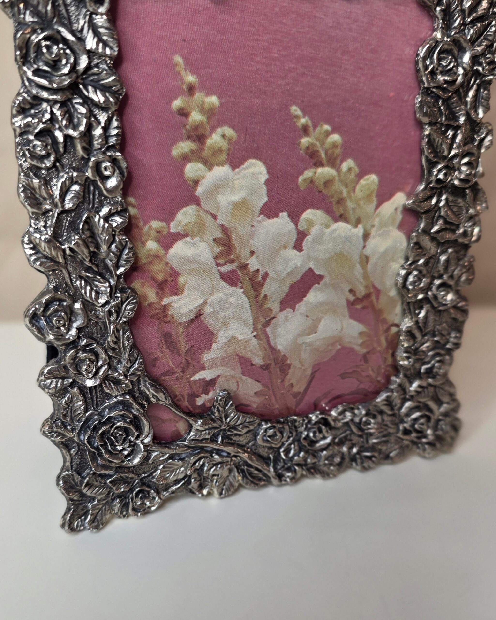 Pewter Decorative Roses Easel-Back Frame - Image 5