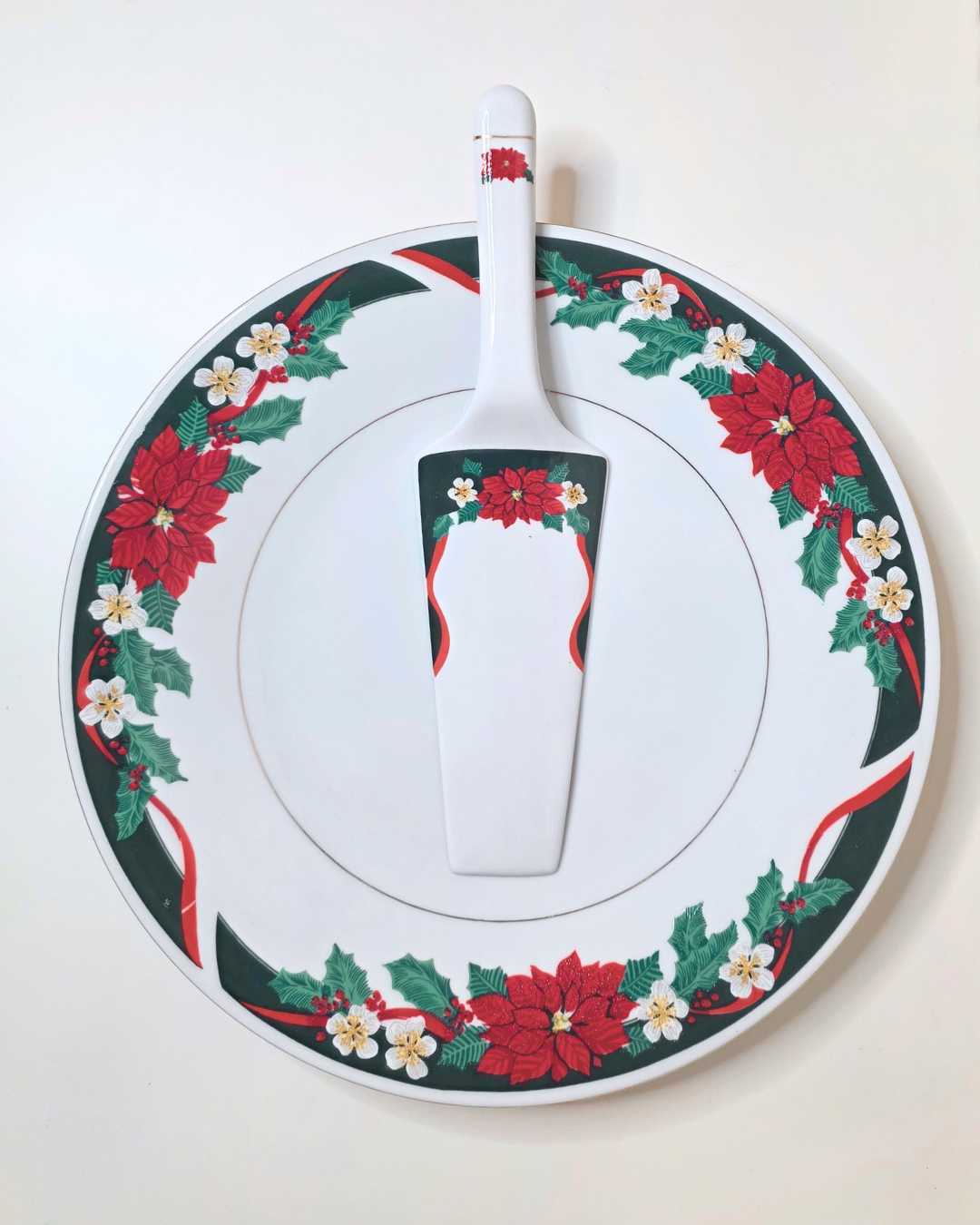 Tienshan “Deck The Halls” 2-Piece Cake Server Set