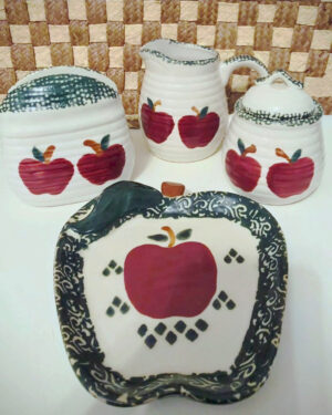 Vintage Apple Spongeware Kitchen Set (4 Pieces)