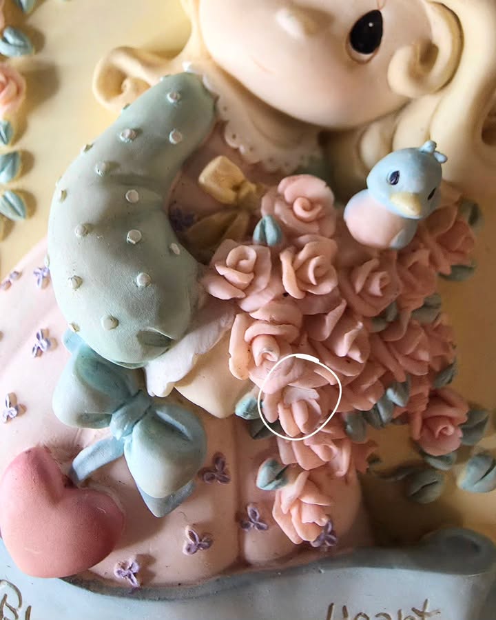 Precious Moments Girl with Roses Figurine - Image 3