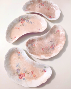 Set of (4) Antique Alfred Meakin Floral Bone Dishes